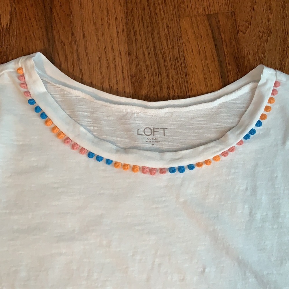 Tee with pom trim